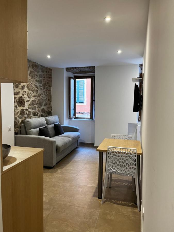 Appartement Au Coeur De La Rue Fesch D'ajaccio