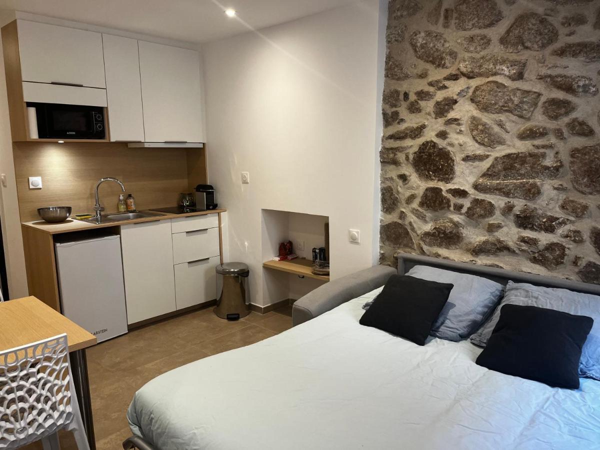 Appartement Au Cœur De La Rue Fesch D'ajaccio Ajaccio (Corsica)