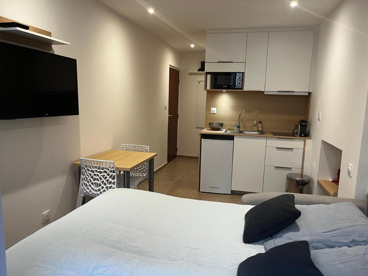 Au Coeur De La Rue Fesch D'ajaccio Appartement